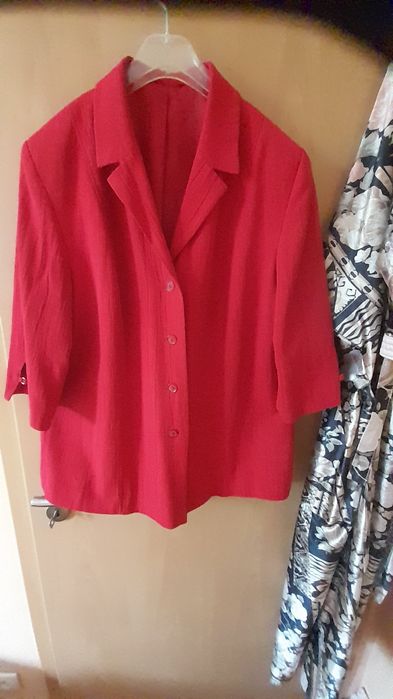 Czerwony żakiet 44/ 46