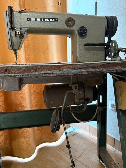 Máquina de costura industrial ponto corrido