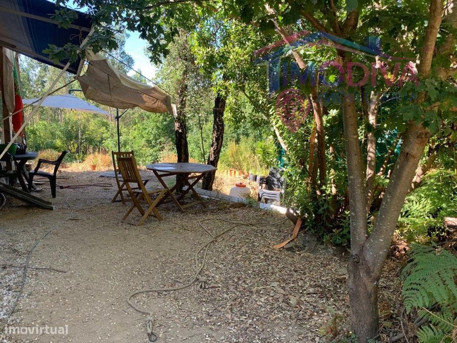Quinta com moradia e terreno fértil de 10.063 m²