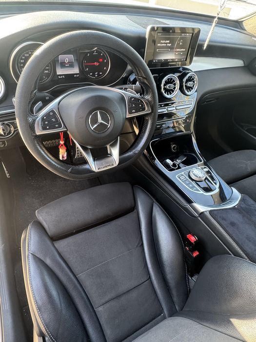 Mercedes-Benz GLC 220 AMG Pack night