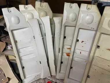 задняя обшивка багажника ваз 2103 стопов