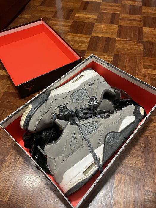 Jordan retro  cinzentos