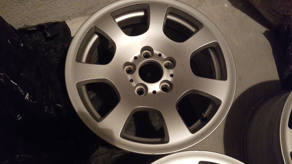 4 Jantes 16'' BMW Serie 5 - Originais 7JxR16 5x120 D72.5 ET20