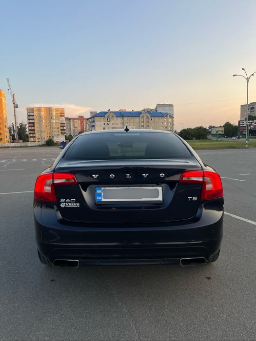 Volvo S 60 T5, 2015 рік