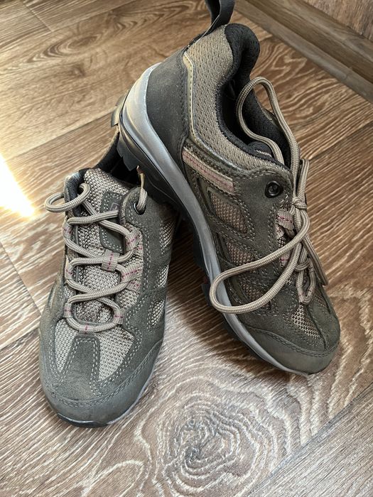Кроссовки женские Jack Wolfskin