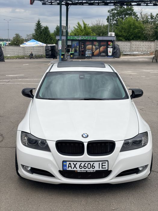 BMW 3 E90 328i xDrive! 2011год , 3 литра, автомат, идеал!