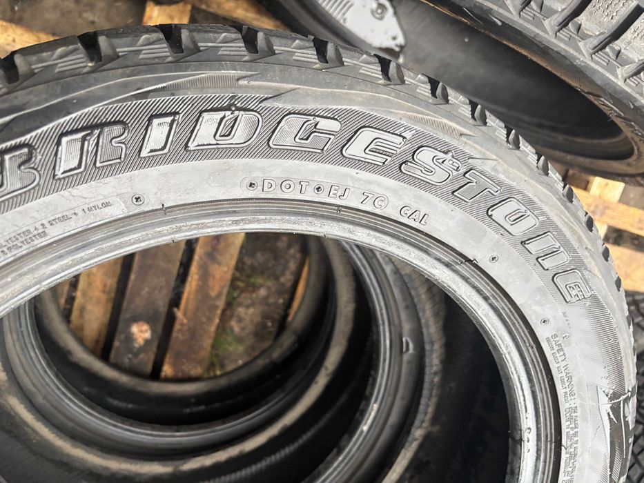 235 55 18 bridgestone blizzak - Купити запчастини для транспорту