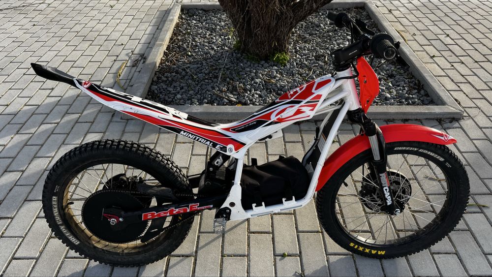 Beta Minitrial E Electric