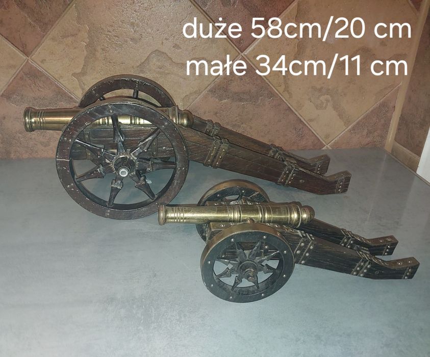 Atrapy dział/robota ręczna