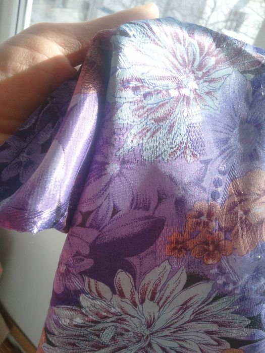 Платок шёлк ацетат в сиреневых тонах