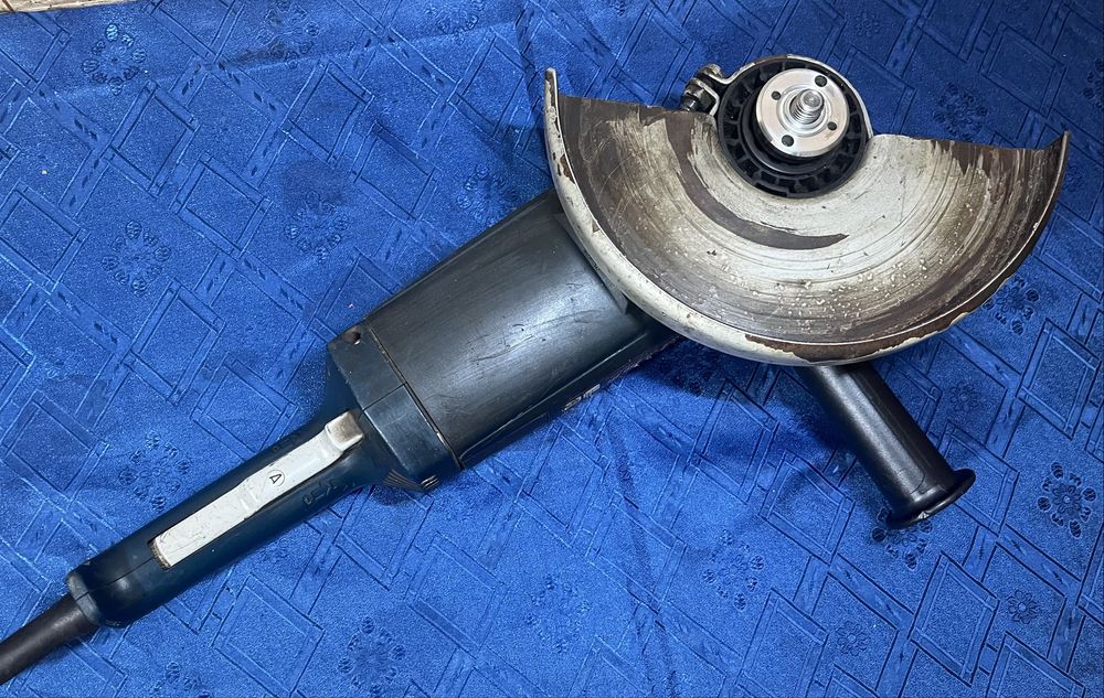 Bosch GWS 20-230 H Professional Болгарка 230мм 2000Вт