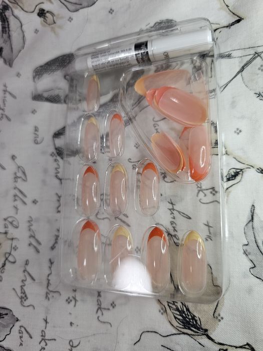 Unhas postiças (summer vibes)