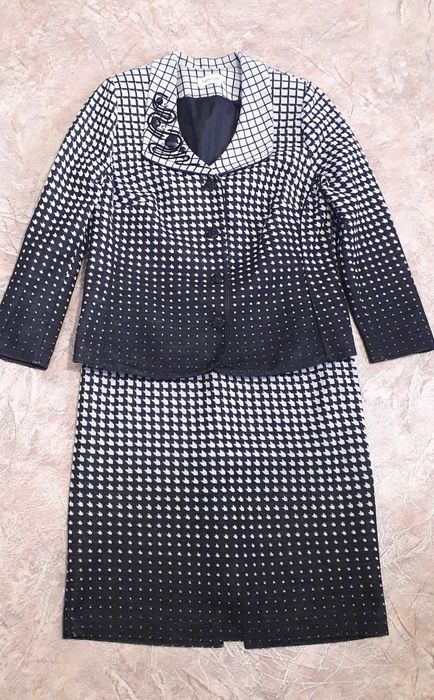 Костюми жіночі безкоштовно