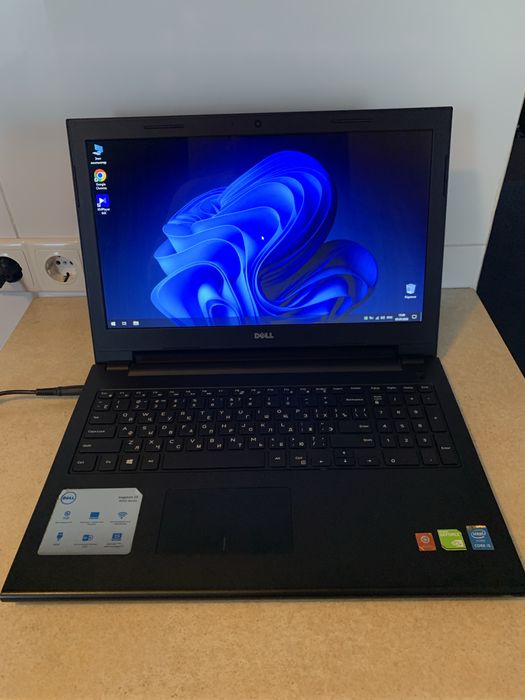 Ноутбук Dell     I5-4210/8gb/500gb/GeForce 820m