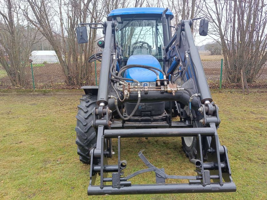 Ciągnik rolniczy New Holland
