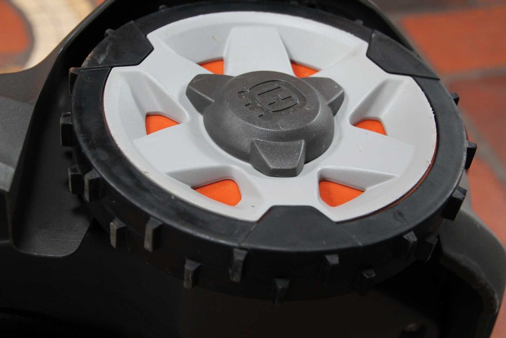 Kosiarka robot koszący automower Husqvarna 405x