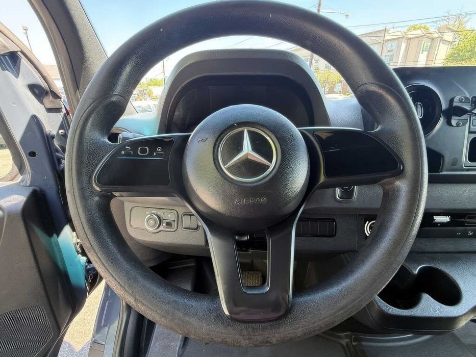 Mercedes-Benz Sprinter      2019