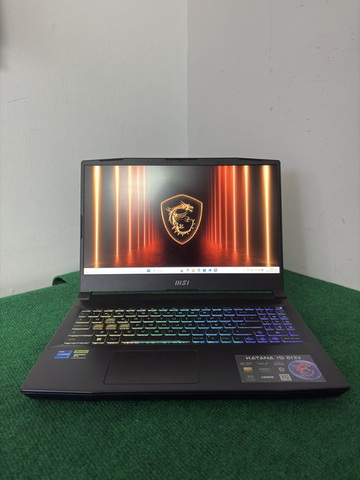 Portátil MSI KATANA i7 13620H | RTX 4060 | 1TB M.2 | 144Hz | Loja