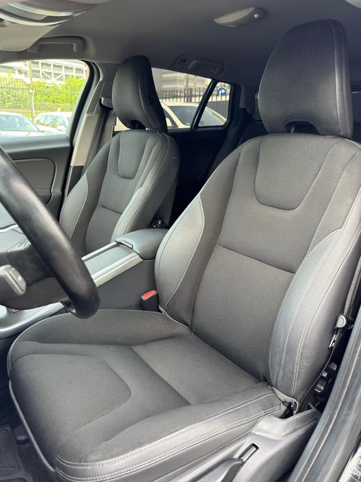 Volvo V60 D4 2.0 дизель  Автомат з Німеччини ВІДЕО