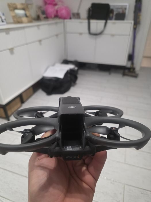 Dji avata 2 sam dron.