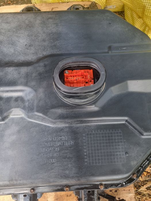 Корпус  батареї Mitsubishi  Outlander Phev  2017р.