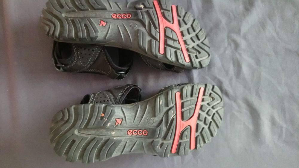 Sandaly Ecco rozm. 40