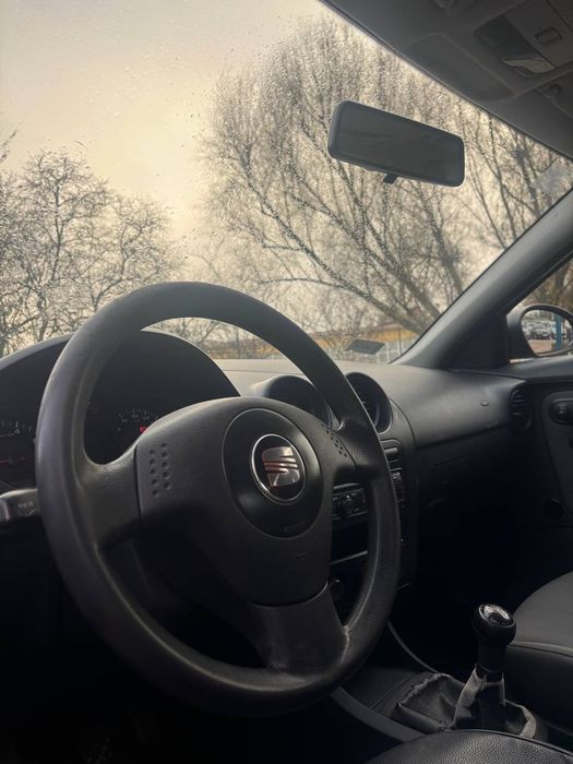 Na sprzedaż Seat Cordoba 1.4LPG/swienta 15%znizka/Niski przebieg/Nowy