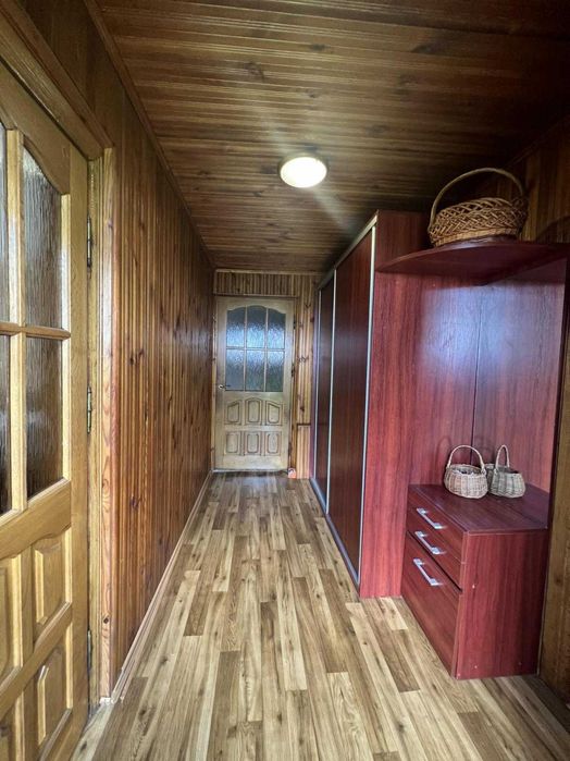 Продаж частини будинку, Брюховичі