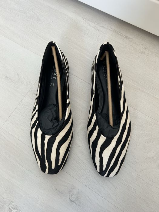 Nowe biało czarne skórzane baleriny w zebrę Next 38