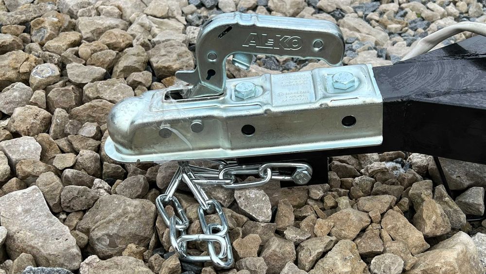 Прицеп легковий 1200х1700х400  одновісний водостійка удароміцна фанера