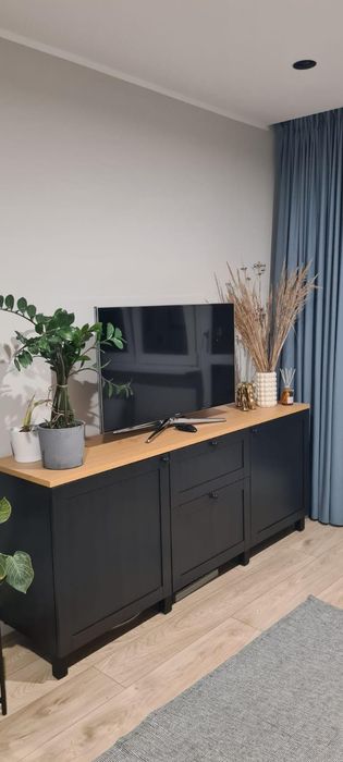 Słoneczne 2 pokoje z balkonem i osobną kuchnią (38 m²) – od połowy lut