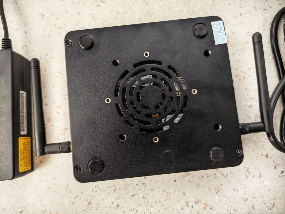 Мини компьютер Intel Celeron J1900