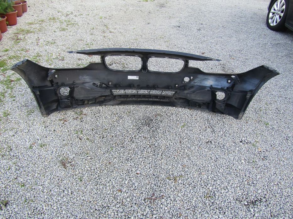 Para-choques  BMW F30 serie 3 ano 2014 original (ver descrição)