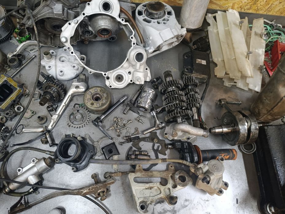 Ktm SX 125 części kartery półkarter skrzynia gaźnik moduł