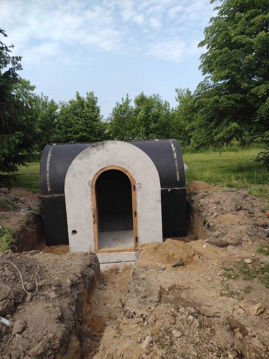 Piwnica betonowa ziemianka 3x350cm B30W8 solidna konstrukcja schody