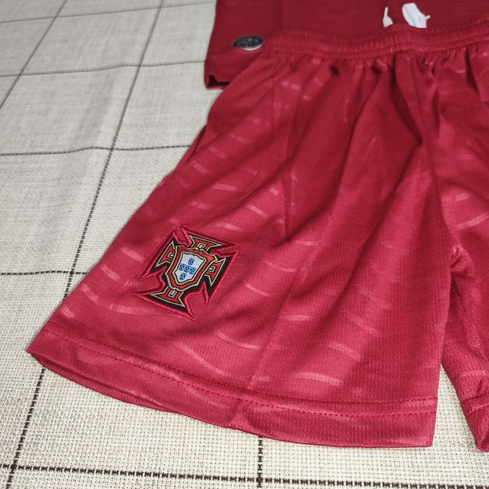 Equipamento Portugal Criança 8 anos