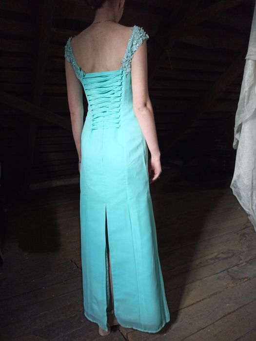 Випускне плаття. Вечірнє плаття