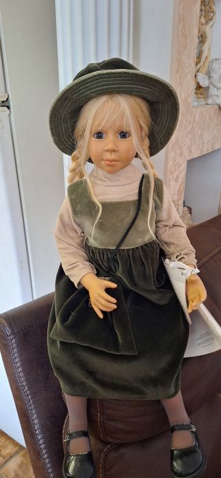 Коллекционная виниловая кукла от Joke Grobben