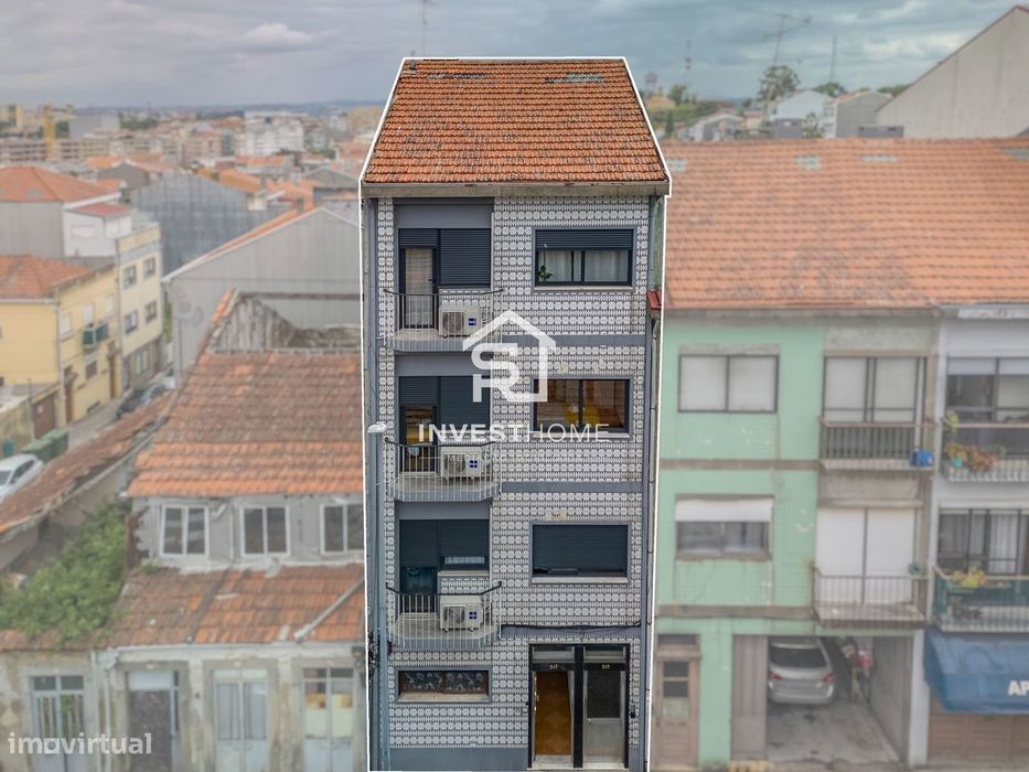 Prédio | 4 Apartamentos T2 | Licença AL ativa | Porto