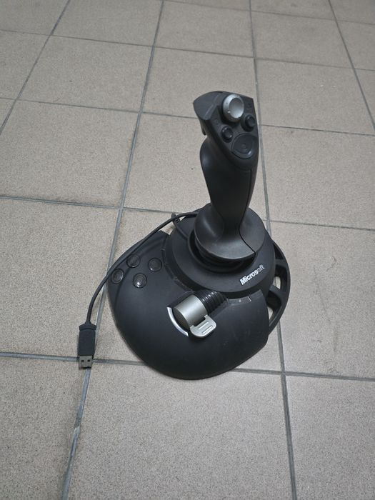 Microsoft Joystick64332167457153124