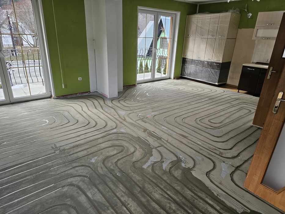 Frezowane ogrzewanie podłogowe frezowanie wylewki rowki pod ogrzewanie