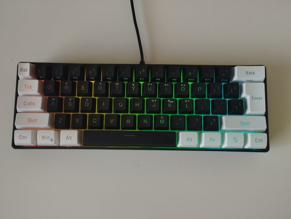Teclado HXSJ V700 60% + Rato Gaming RGB