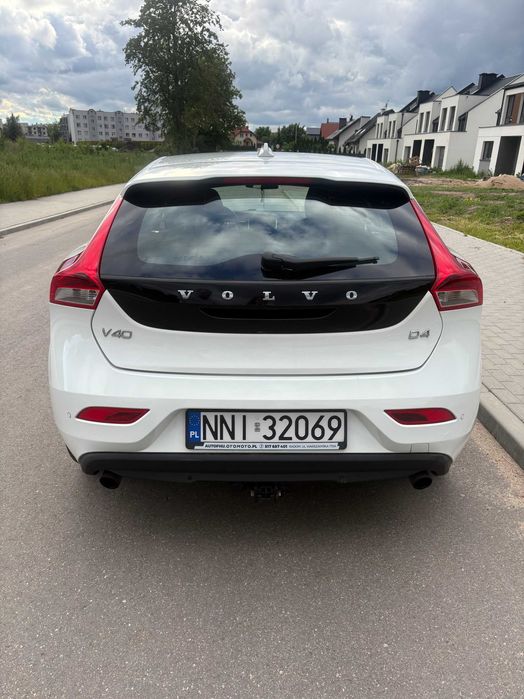 Samochód Osobowy Volvo V40