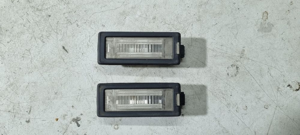 Lampka podświetlenie tablicy rejestracyjnej opel vectra c kombi