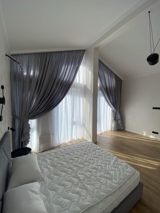 Оренда двоповерхової квартири з терасою, Комфорт Таун, Березняки