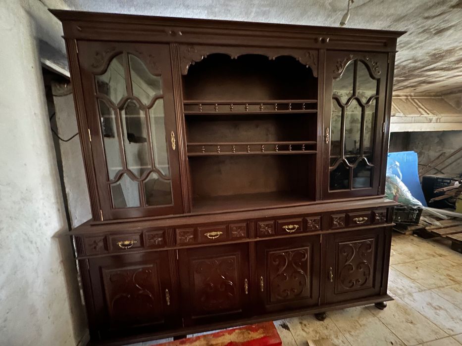 Móvel para desocupar