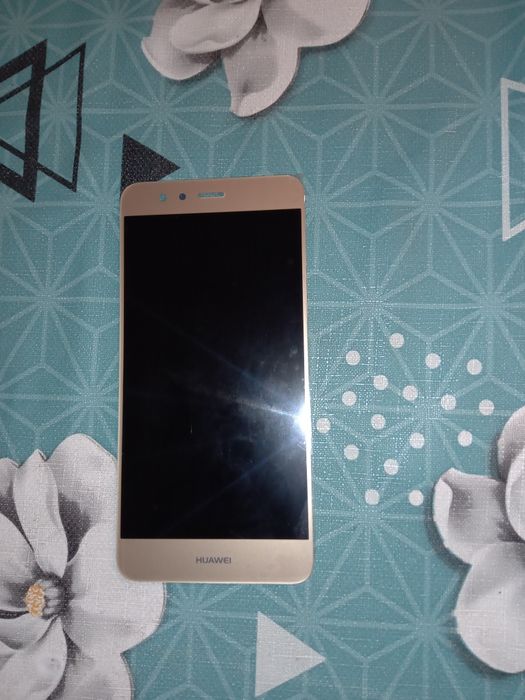 Wyświetlacz Huawei p9 chyba mini