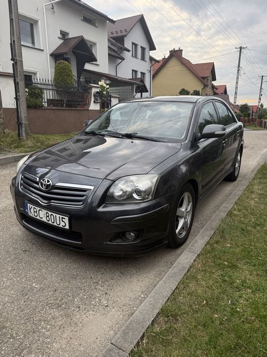 Toyota Avensis Exclusive