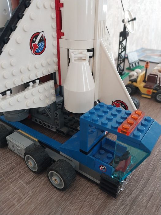 Продам Лего Космопорт