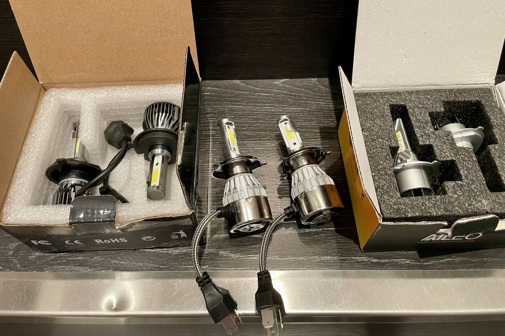 Lampadas Led H4 para carro ou Mota 20000 LM 6000k e 3000K